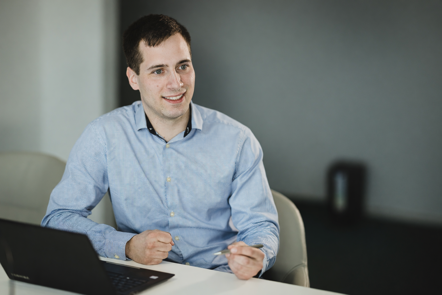 Portrait of André Herling in a calm professional working environment